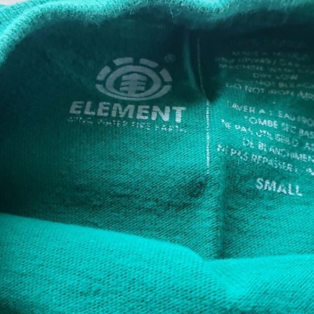 T-Shirt Element - Picture 2 of 6